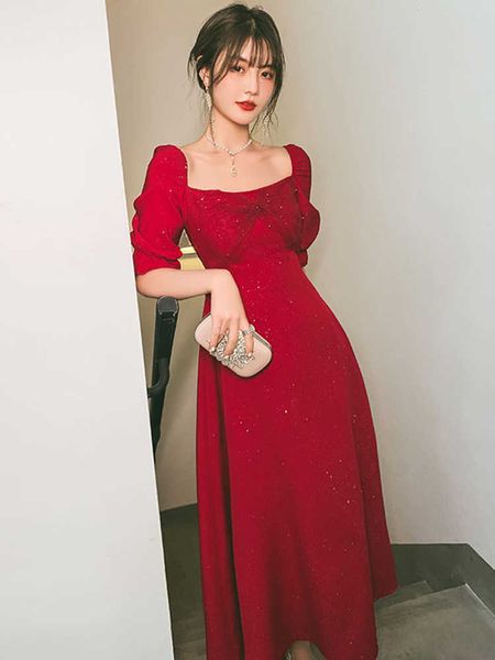 engagement evening dress summer red small temperament, usually can wear bridal toast, White;black
engagement evening dress summer red small temperament, usually can wear bridal toast, White;black
