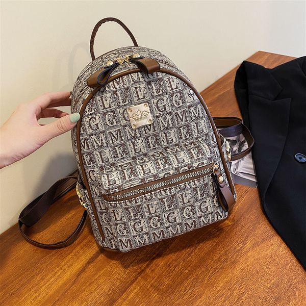 backpack 2021 autumn new korean style fashionable backpack handbag simple womens shoulder messenger bag
backpack 2021 autumn new korean style fashionable backpack handbag simple womens shoulder messenger bag