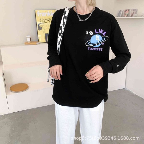 21 autumn mlb planet foam printed round neck pullover ny yanke korean casual loose top, Black
21 autumn mlb planet foam printed round neck pullover ny yanke korean casual loose top, Black