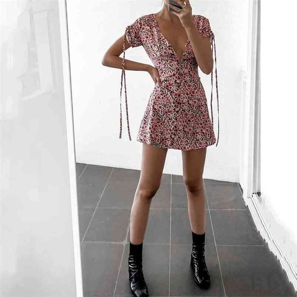 summer dress v-neck button ruching short-sleeved a-line slim women fashion floral print mini femme robe 210517, Black;gray
summer dress v-neck button ruching short-sleeved a-line slim women fashion floral print mini femme robe 210517, Black;gray