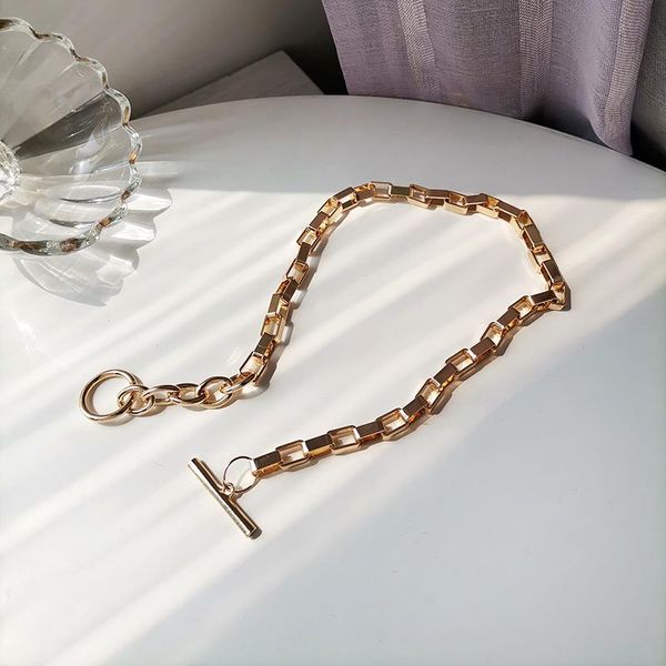 stud simply desing chain necklace single layer design metal alloy golden plating short for women jewelry party gifts, Golden;silver
stud simply desing chain necklace single layer design metal alloy golden plating short for women jewelry party gifts, Golden;silver