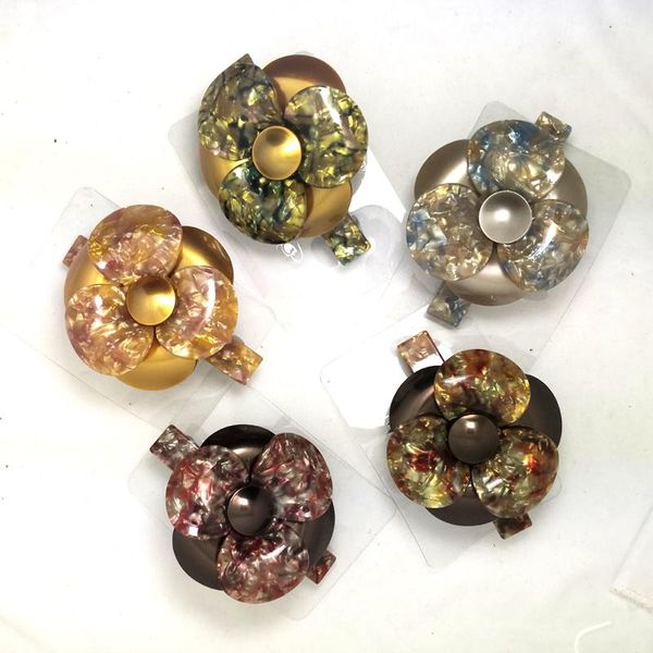 hair clips & barrettes large plastic crab claw clip for shower bath holder barrette women fashion ornament accessories 2022, Golden;silver
hair clips & barrettes large plastic crab claw clip for shower bath holder barrette women fashion ornament accessories 2022, Golden;silver