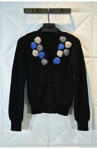 680 2020 Autumn Brand Same Style Regular Long Sleeve V Neck Cardigan Kint Sweater Women Clothes yashi, White;black
680 2020 Autumn Brand Same Style Regular Long Sleeve V Neck Cardigan Kint Sweater Women Clothes yashi, White;black