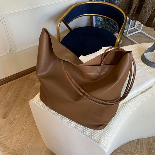shoulder bags 2021 fashionable women handbags large-capacity soft leather tote casual solid color underarm bolso mujer
shoulder bags 2021 fashionable women handbags large-capacity soft leather tote casual solid color underarm bolso mujer
