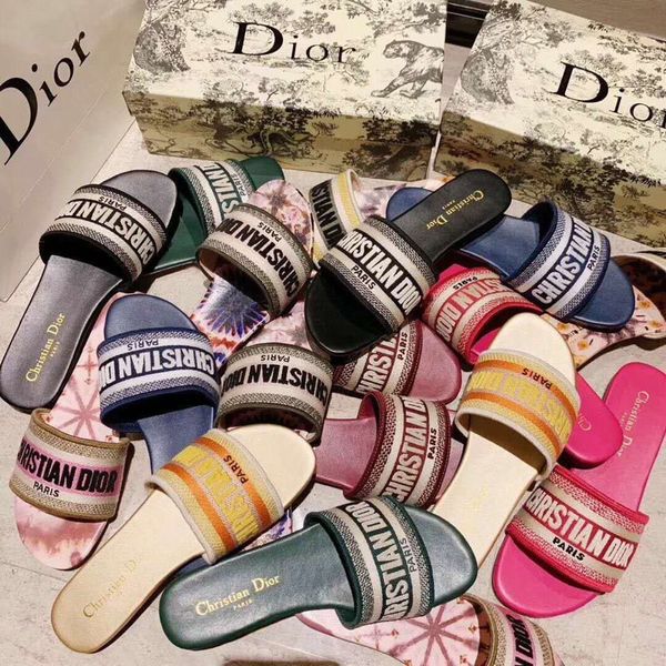 home d leather women's shoes embroidered letter slippers women's thick heel one line slippers women's net infrared wear cool, Black
home d leather women's shoes embroidered letter slippers women's thick heel one line slippers women's net infrared wear cool, Black