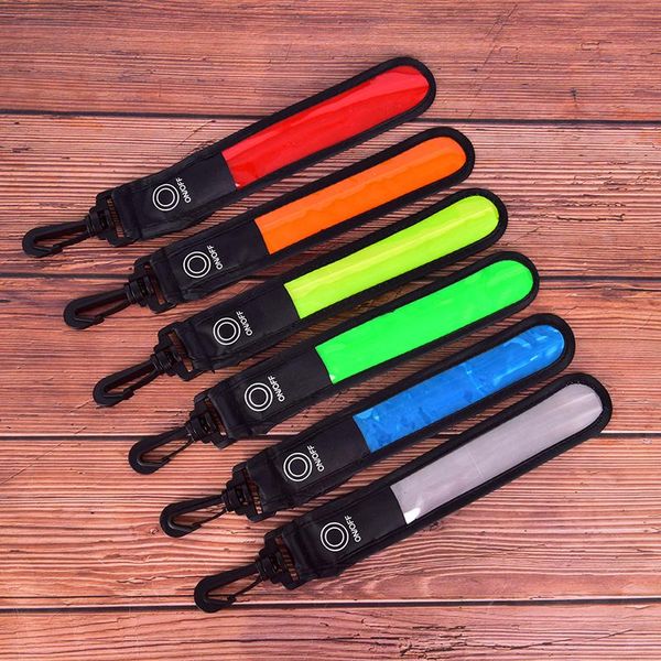 elbow & knee pads led light reflective band night accessories external lighting pendant decoration sports safety bag, Black;gray
elbow & knee pads led light reflective band night accessories external lighting pendant decoration sports safety bag, Black;gray