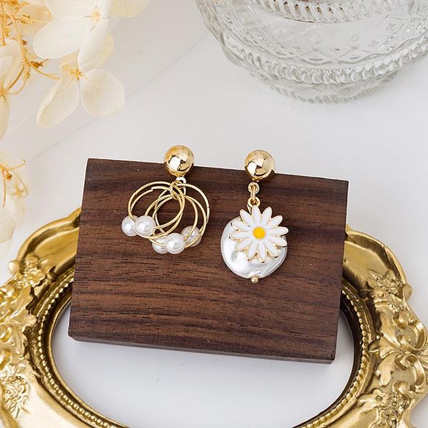 dangle & chandelier korean enamel daisy drop earrings for women gold color alloy simulated-pearl asymmetric flower holiday jewelry, Silver
dangle & chandelier korean enamel daisy drop earrings for women gold color alloy simulated-pearl asymmetric flower holiday jewelry, Silver