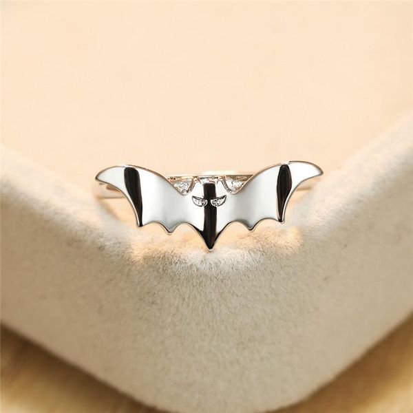 retro fashion silver color bat rings for women men punk jewelry vintage hip hop white gold animal ring male halloween party gift cluster, Golden;silver
retro fashion silver color bat rings for women men punk jewelry vintage hip hop white gold animal ring male halloween party gift cluster, Golden;silver