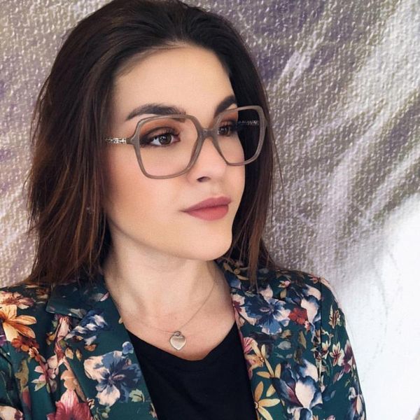 fashion sunglasses frames 2021 large frame women's flat lens technology, Black
fashion sunglasses frames 2021 large frame women's flat lens technology, Black