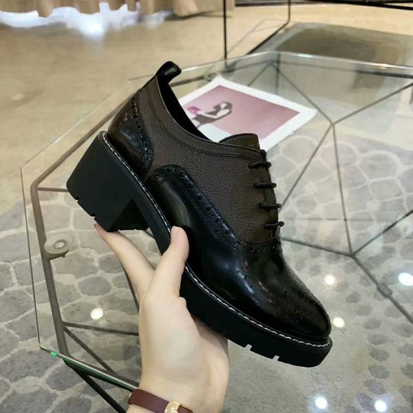 fashion women dress shoes womens luxury designer 5.5cm chunky heels brown flower leather shoe casual party work size 35-40 xx-0216, Black
fashion women dress shoes womens luxury designer 5.5cm chunky heels brown flower leather shoe casual party work size 35-40 xx-0216, Black