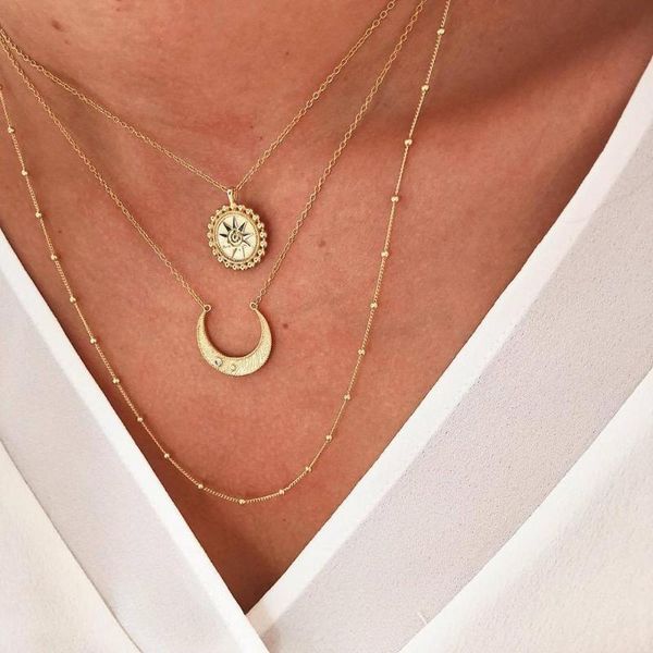Pcs/Set Vintage Lady Necklace Carving Sun Moon Crystal Bead Chain Multilayer Gold Set Female Dance Party Jewelry Pendant Necklaces, Silver
Pcs/Set Vintage Lady Necklace Carving Sun Moon Crystal Bead Chain Multilayer Gold Set Female Dance Party Jewelry Pendant Necklaces, Silver