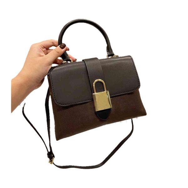 louise designer women the single shoulder bag leather brown original hardware coated canvas and smooth cowhide handbag wallet crossbody tote
louise designer women the single shoulder bag leather brown original hardware coated canvas and smooth cowhide handbag wallet crossbody tote