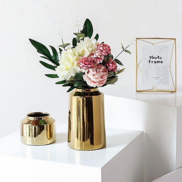 vases nordic simple wind ceramic electroplating brass gold high and low vase ornaments sitting room dry flower decoration
vases nordic simple wind ceramic electroplating brass gold high and low vase ornaments sitting room dry flower decoration
