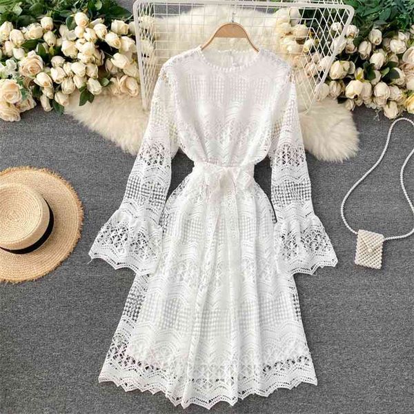 romantic a-line lace dresses ol simple o-neck solid wild hollow out flare sleeves knee-length women party 210602, Black;gray
romantic a-line lace dresses ol simple o-neck solid wild hollow out flare sleeves knee-length women party 210602, Black;gray