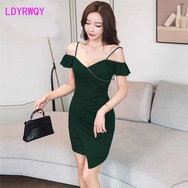 tube sling low-cut backless shoulder dress nightclub waist irregular hip bag office lady sheath polyester zippers 210416, Black;gray
tube sling low-cut backless shoulder dress nightclub waist irregular hip bag office lady sheath polyester zippers 210416, Black;gray