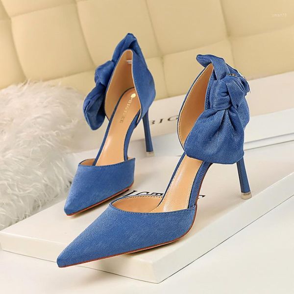 dress shoes korean-style fashion thin heeled high-heel hallow low-cut pointed bow hollow out women's1, Black
dress shoes korean-style fashion thin heeled high-heel hallow low-cut pointed bow hollow out women's1, Black