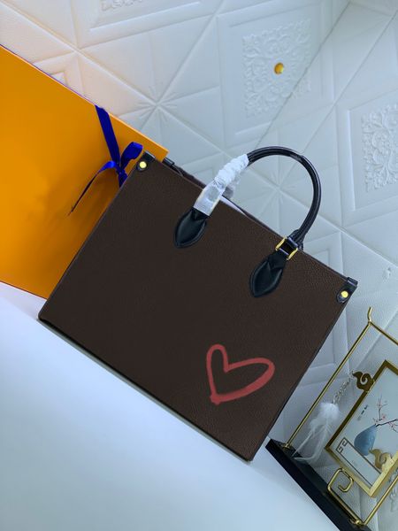 fashion graffiti love luxury designer messenger bag designers brand festival limited genuine leather chain onthego handbag bags
fashion graffiti love luxury designer messenger bag designers brand festival limited genuine leather chain onthego handbag bags