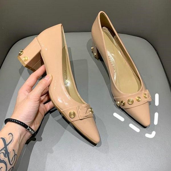 dress shoes fashion pointed rivets high heels patent leather thick heel red wedding women slip-on banquet celebrity paragraph, Black
dress shoes fashion pointed rivets high heels patent leather thick heel red wedding women slip-on banquet celebrity paragraph, Black