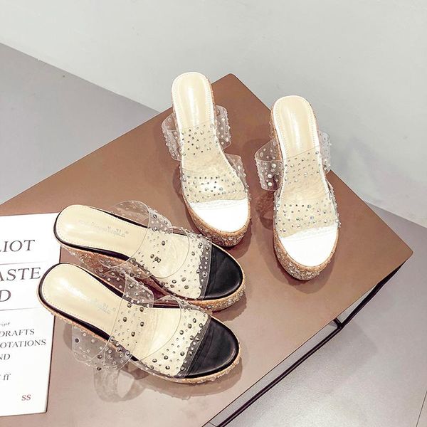high-heeled shoes lady glitter slides house slippers platform slipers women rivet on a wedge rubber flip flops jelly 2021 hawaii, Black
high-heeled shoes lady glitter slides house slippers platform slipers women rivet on a wedge rubber flip flops jelly 2021 hawaii, Black