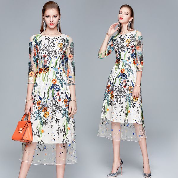 casual dresses 2021 elegant female autumn embroidered mesh warm fashion medium sleeves c189, Black;gray
casual dresses 2021 elegant female autumn embroidered mesh warm fashion medium sleeves c189, Black;gray