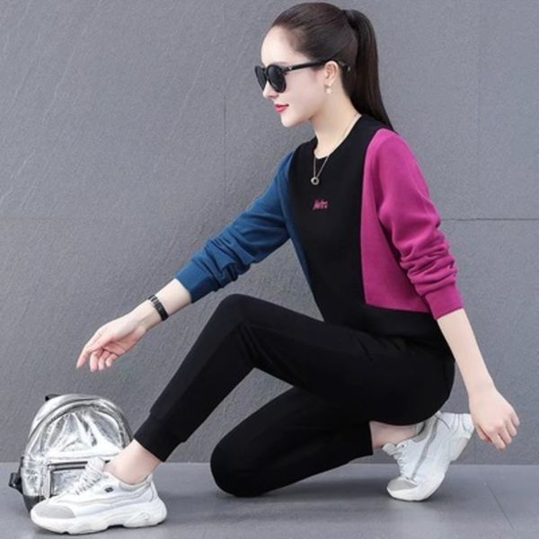 2021 autumn new large size women's wear small korean color matching casual loose sportswear sweater set women, Gray
2021 autumn new large size women's wear small korean color matching casual loose sportswear sweater set women, Gray