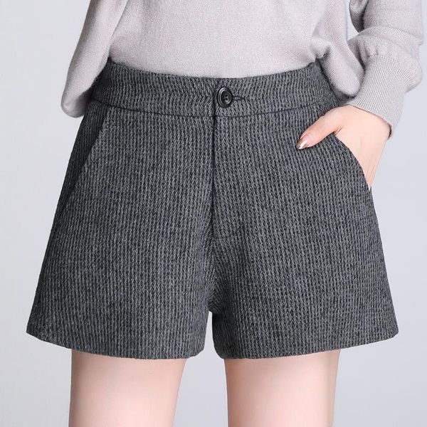 women's shorts m-5xl plus size casual women woollen trousers 2021 winter fashion high waist thickening wide leg loose female, White;black
women's shorts m-5xl plus size casual women woollen trousers 2021 winter fashion high waist thickening wide leg loose female, White;black