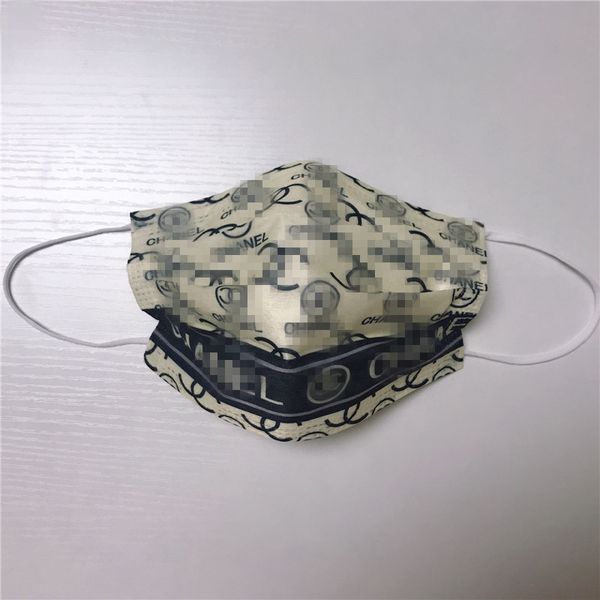 disposable printed mask with three layers of melt blown spunlaced non-woven fabric for male female students
disposable printed mask with three layers of melt blown spunlaced non-woven fabric for male female students
