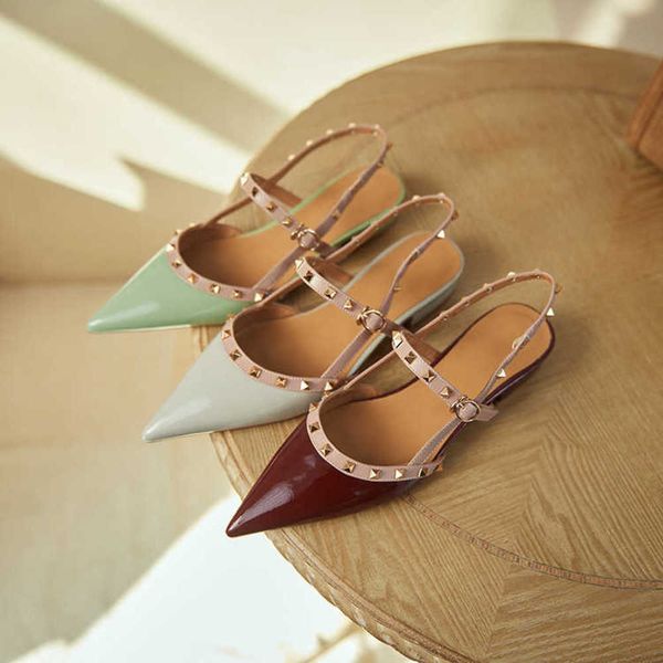 casual shoes summer 2021 new fairy roman fashion baotou middle heel sandals patent leather rivet pointed flat 1z4w, Black
casual shoes summer 2021 new fairy roman fashion baotou middle heel sandals patent leather rivet pointed flat 1z4w, Black