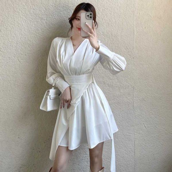 spring summer fashion temperament women long sleeve v-neck irregular dress 210531, Black;gray
spring summer fashion temperament women long sleeve v-neck irregular dress 210531, Black;gray