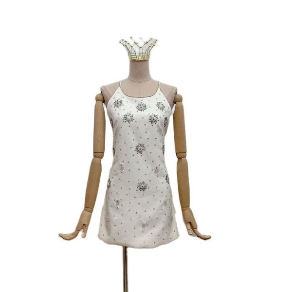 casual dresses 2021 spring and summer female heavy industry diamond-studded halterneck party suspender dress 0407, Black;gray
casual dresses 2021 spring and summer female heavy industry diamond-studded halterneck party suspender dress 0407, Black;gray
