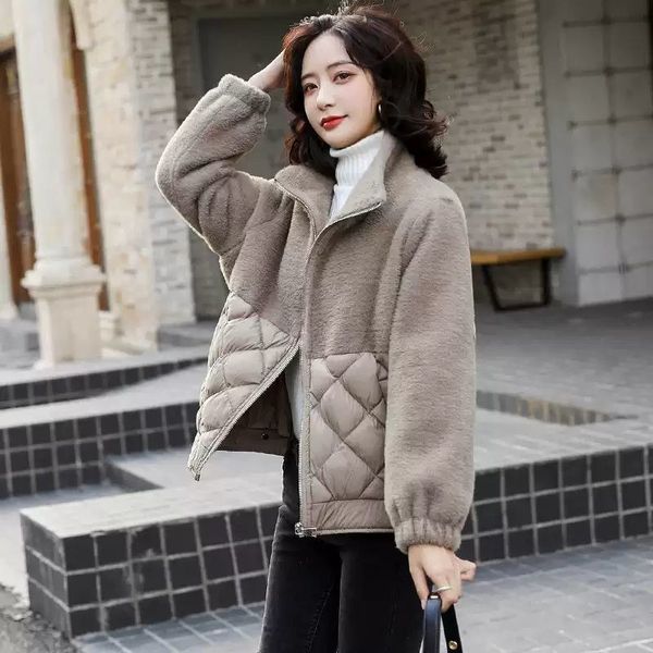 women loose lightweight short parkas jackets lady winter patchwork lambswool jacket female cotton padded warm faux plush outwear 210412, Black
women loose lightweight short parkas jackets lady winter patchwork lambswool jacket female cotton padded warm faux plush outwear 210412, Black