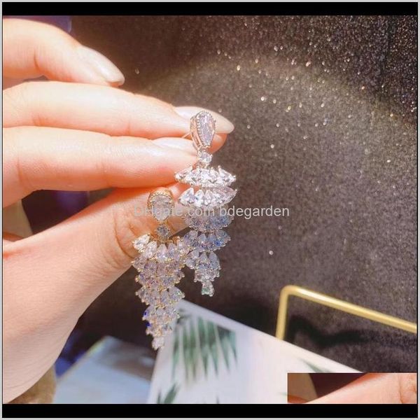 & chandelier delivery 2021 trendy geometric drop dangle for women accessories full cubic zirconia earrings jewelry pendientes mujer moda e61, Silver
& chandelier delivery 2021 trendy geometric drop dangle for women accessories full cubic zirconia earrings jewelry pendientes mujer moda e61, Silver