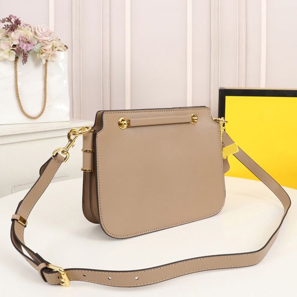 evening bags crossbody bag leather material golden hardware letters with decorative retro style design handbag
evening bags crossbody bag leather material golden hardware letters with decorative retro style design handbag