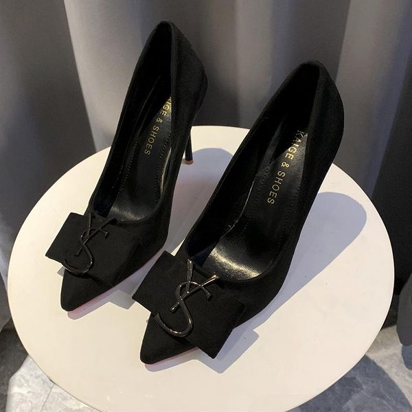 dress shoes wedding 2021 women classic patent leather high heels pumps red bottom pointy toes, Black
dress shoes wedding 2021 women classic patent leather high heels pumps red bottom pointy toes, Black
