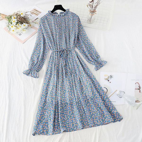 dresses 2021spring summer pleated chiffon women elegant lotus leaf collar sleeve floral long loose party vestidos, Black;gray
dresses 2021spring summer pleated chiffon women elegant lotus leaf collar sleeve floral long loose party vestidos, Black;gray