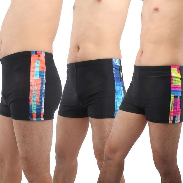 men's shorts fashion contrast flat corner men's beach swimming trunks, White;black
men's shorts fashion contrast flat corner men's beach swimming trunks, White;black