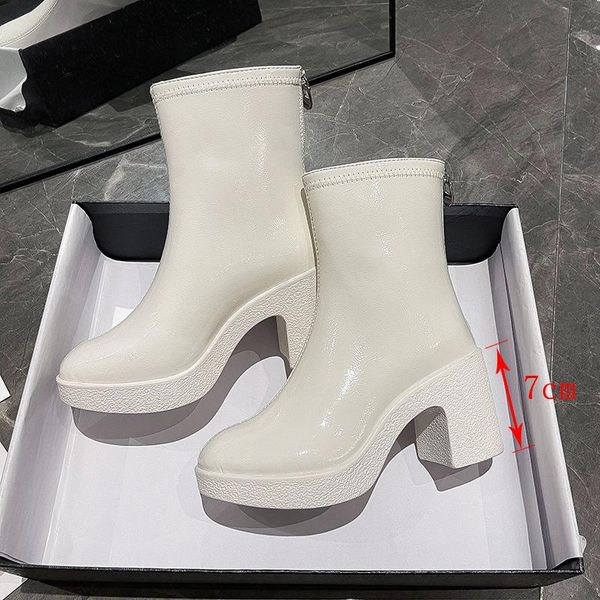 boots 2021 autumn winter women shoes cow patent leather high heels platform black beige woman dress party office
boots 2021 autumn winter women shoes cow patent leather high heels platform black beige woman dress party office