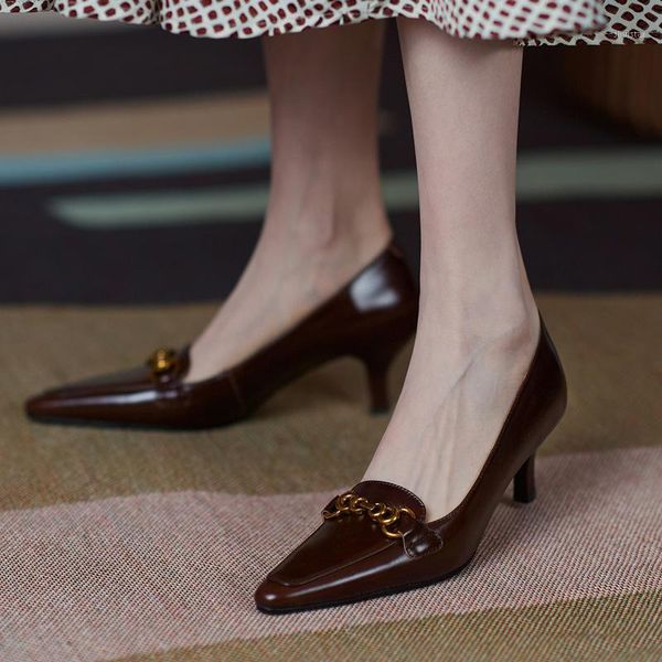 dress shoes retro elegance with small pointed toes, spring 2021 leather stilettos metal chains1, Black
dress shoes retro elegance with small pointed toes, spring 2021 leather stilettos metal chains1, Black