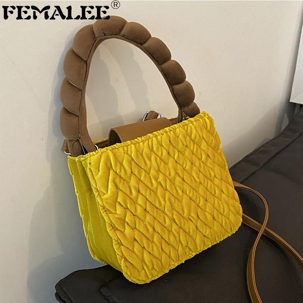 shoulder bags soft brand designer mini cotton flap crossbody twist short handle totes for women 2021 fashion purses and handbags
shoulder bags soft brand designer mini cotton flap crossbody twist short handle totes for women 2021 fashion purses and handbags
