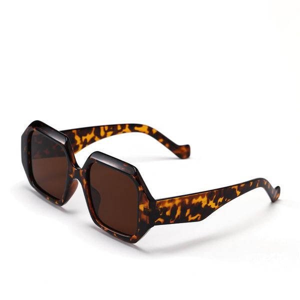 sunglasses 2021 retro women small rectangle frame sun glasses uv400 protection eyewear summer travel beach trendy eyeglasses, White;black
sunglasses 2021 retro women small rectangle frame sun glasses uv400 protection eyewear summer travel beach trendy eyeglasses, White;black