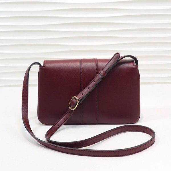 women single leather shoulder bag ladies flap messenger handbag quality crossbody backpack gold hardware long starp
women single leather shoulder bag ladies flap messenger handbag quality crossbody backpack gold hardware long starp