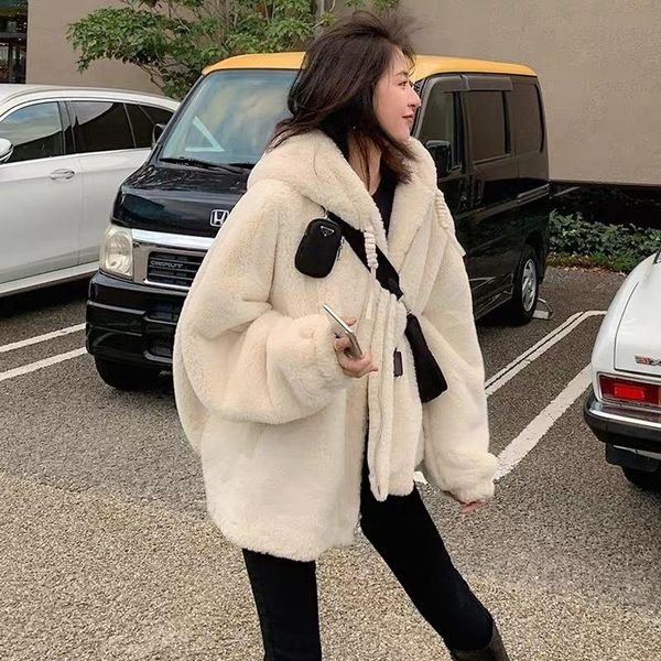 women's fur & faux autumn and winter 2021 versatile xiaoxiangfeng fried street korean loose short cashmere lamb wool coat female, Black
women's fur & faux autumn and winter 2021 versatile xiaoxiangfeng fried street korean loose short cashmere lamb wool coat female, Black