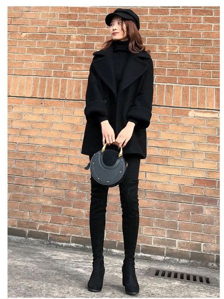 women's wool & blends 2021 autumn and winter thickening korean version loose thin black woolen coat, long all-match coat female
women's wool & blends 2021 autumn and winter thickening korean version loose thin black woolen coat, long all-match coat female