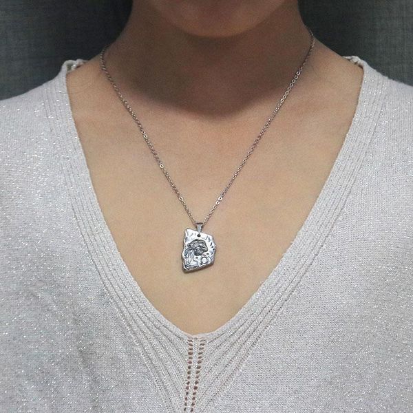 pendant necklaces 1pc irrgular square stainless steel vintage casting beauty and beast jewelry for loved girls women gift, Silver
pendant necklaces 1pc irrgular square stainless steel vintage casting beauty and beast jewelry for loved girls women gift, Silver