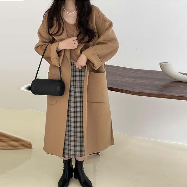 luxury women's short coat2021 autumn and winter off-season double-sided cashmere korean fashion long lapel women's tweed coat, Black;brown
luxury women's short coat2021 autumn and winter off-season double-sided cashmere korean fashion long lapel women's tweed coat, Black;brown