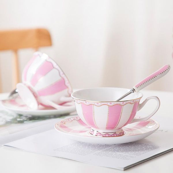 cups & saucers european style simple coffee cup and dish ceramic tea high bone china set
cups & saucers european style simple coffee cup and dish ceramic tea high bone china set
