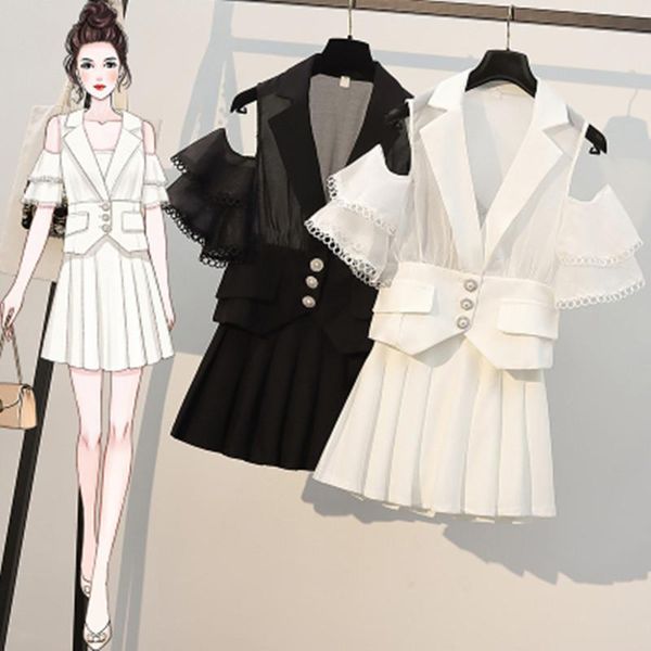 plus size tracksuits l-4xl elegant 2 piece sets female 2021 summer designar strapless lace patchwork pearl button shirt+chic pleated skirt o, Black
plus size tracksuits l-4xl elegant 2 piece sets female 2021 summer designar strapless lace patchwork pearl button shirt+chic pleated skirt o, Black