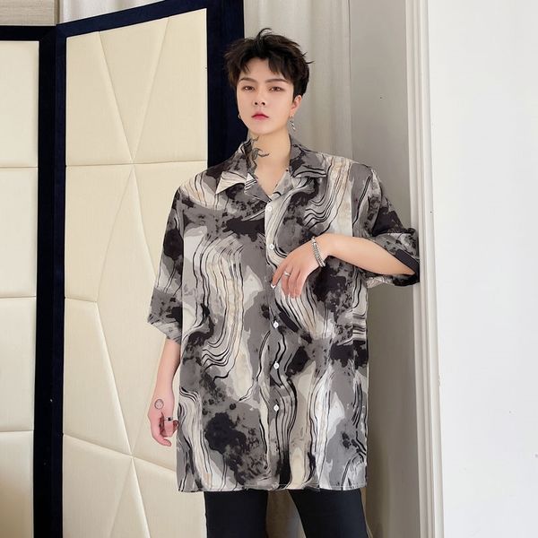 men's casual shirts summer short-sleeved fashion retro printing men streetwear korean loose dress mens oversize v87y, White;black
men's casual shirts summer short-sleeved fashion retro printing men streetwear korean loose dress mens oversize v87y, White;black