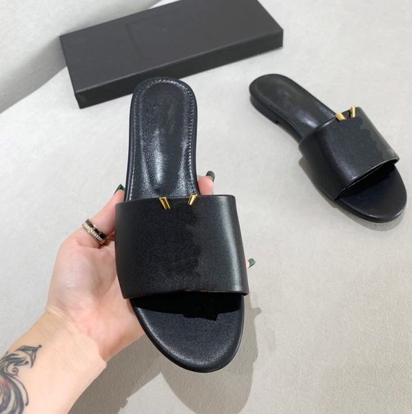 2021 classic ladies luxury designer high heel lvlouis sandals fashion sandals beach slippers platform flip flops ysl sandals a4, Black
2021 classic ladies luxury designer high heel lvlouis sandals fashion sandals beach slippers platform flip flops ysl sandals a4, Black