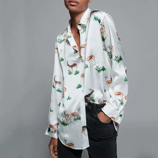 women's t-shirt mosimolly pretty sika deer print blouses women button down spring summer female blusas 2021 satin xqpk, White
women's t-shirt mosimolly pretty sika deer print blouses women button down spring summer female blusas 2021 satin xqpk, White